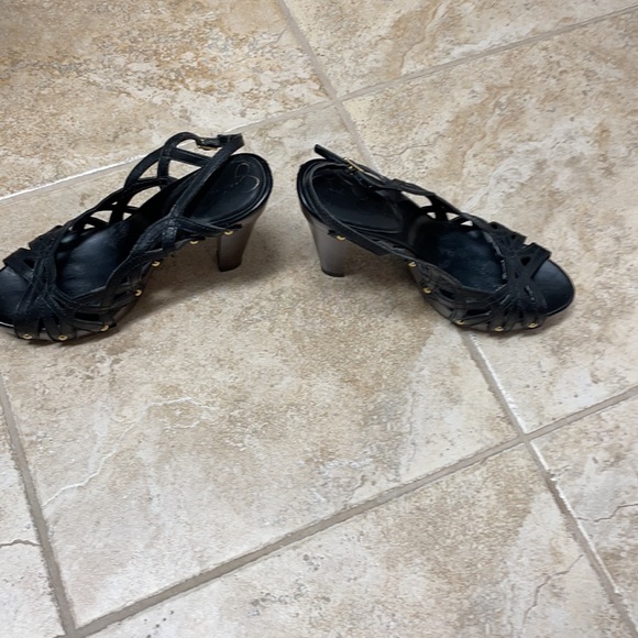 Sandal - Picture 5 of 7